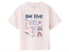 Lyserød  kortærmet t-shirt med print foran fra Name it lyseroed ballerinashine bright print 13241599